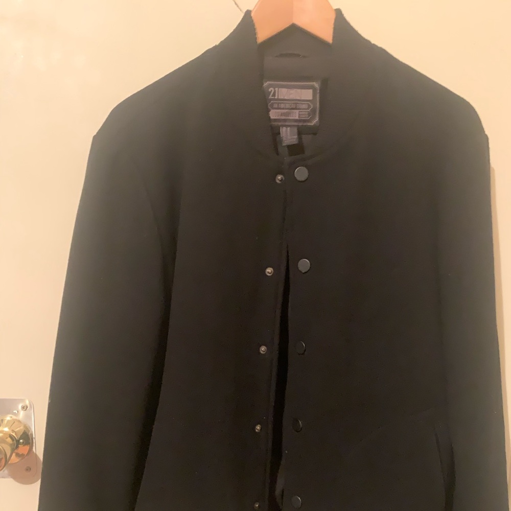 FOREVER 21 WOOL VARSITY JACKET BLACK SIZE M